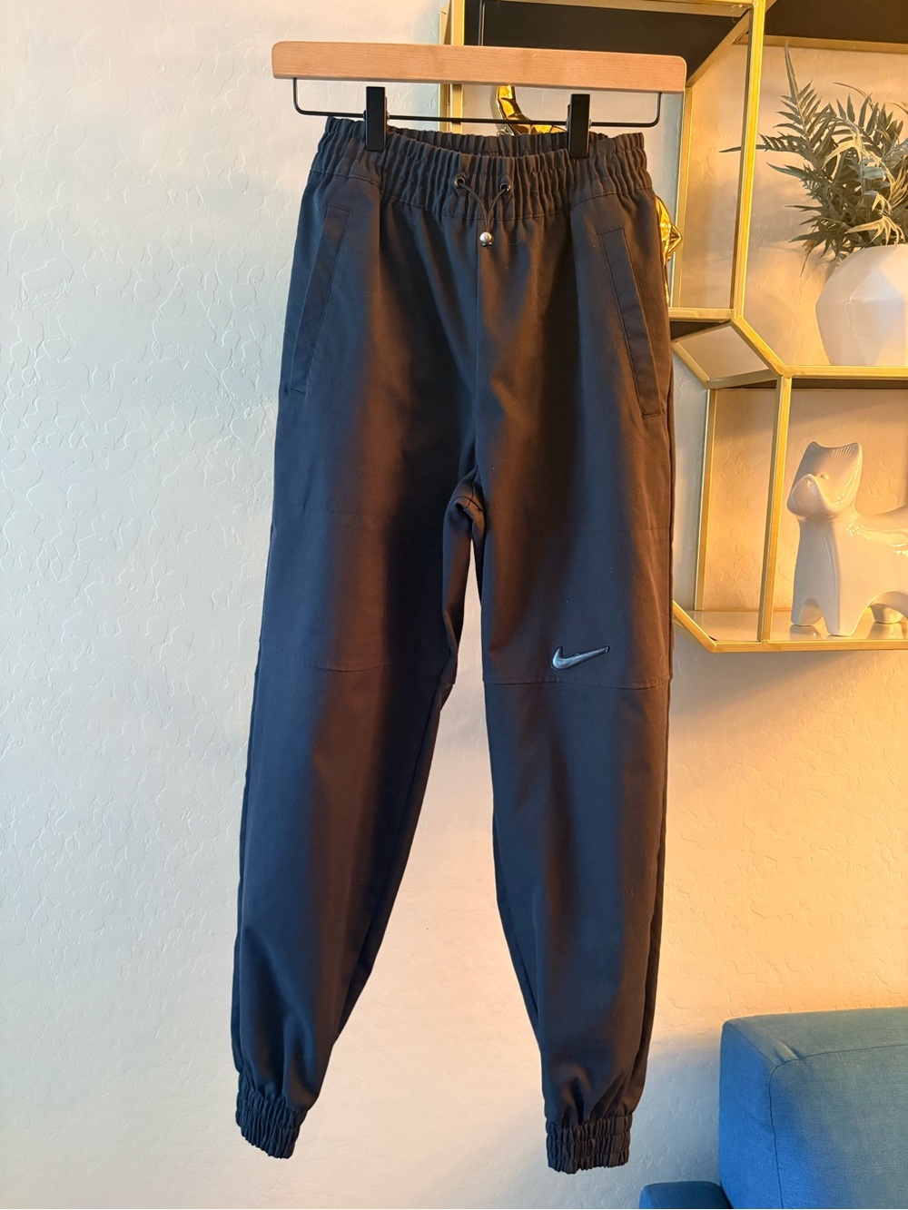 Nike Swoosh Woven Jogger Pants Womens size XS